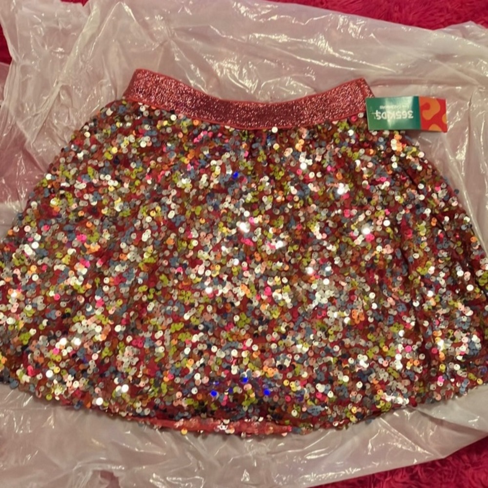 SOLD on MERCARI - NWT - Sequin Skirt Size 8 Girls - Picture 1 of 4